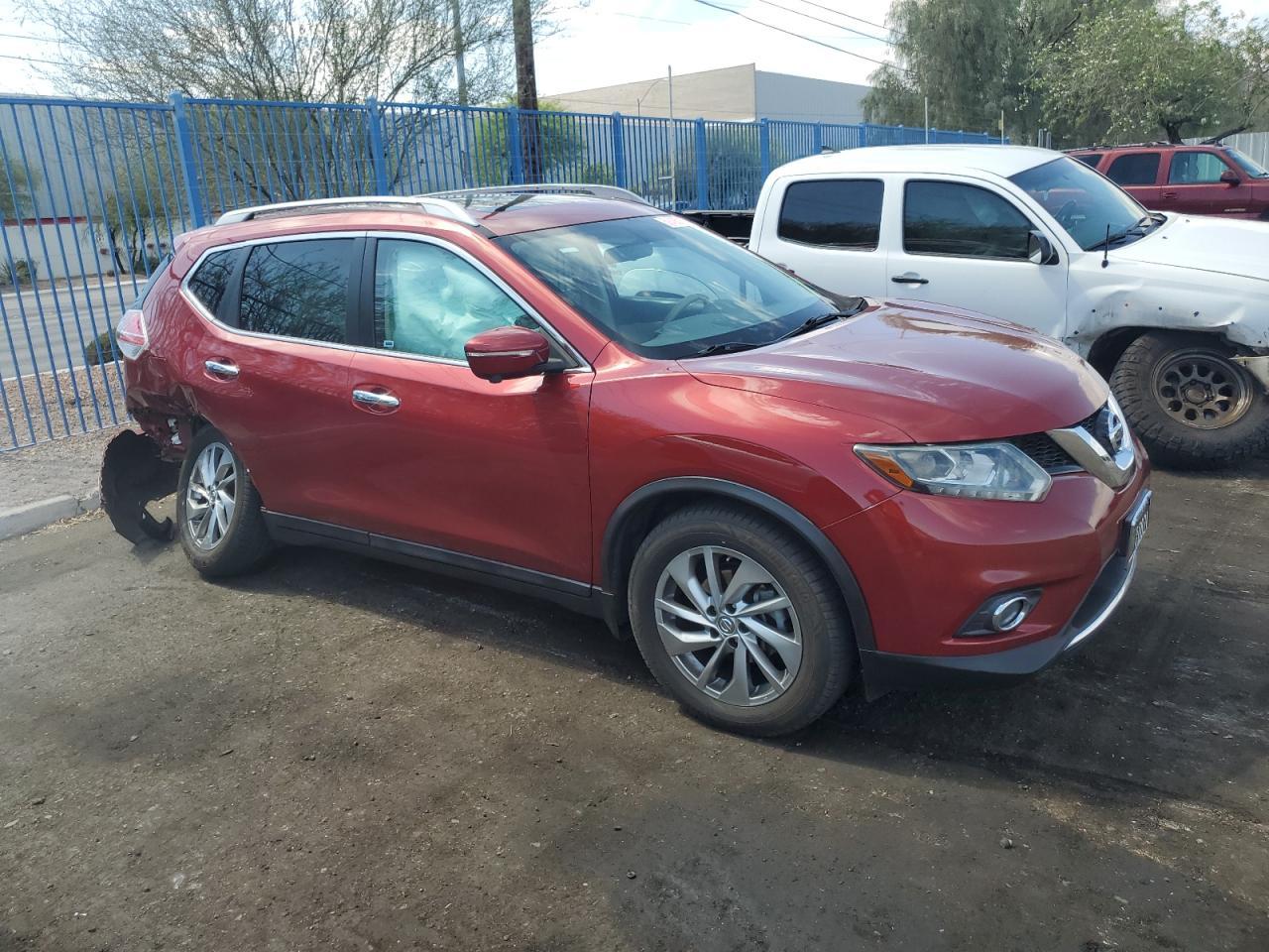 2015 NISSAN ROGUE