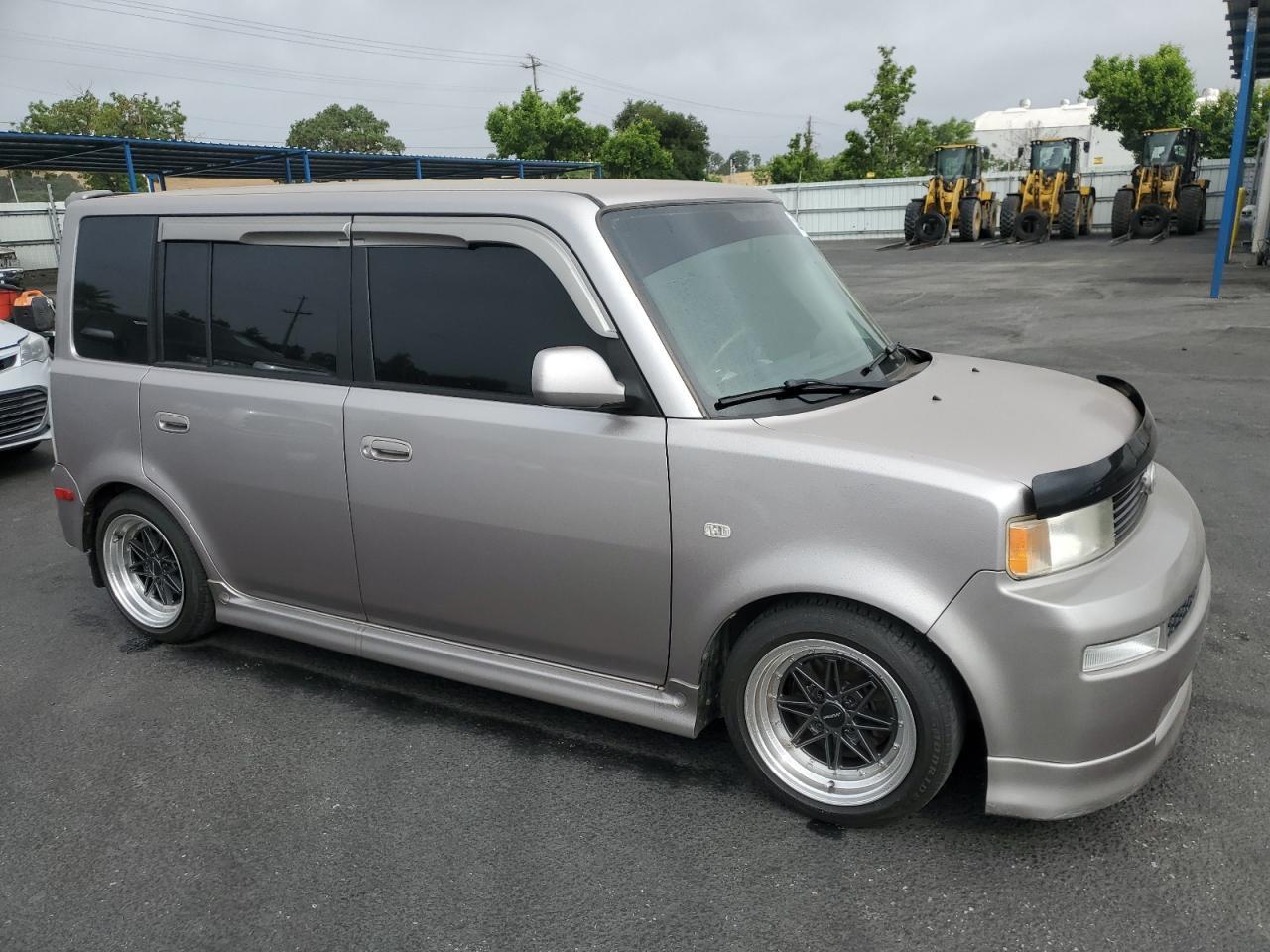 2006 TOYOTA SCION