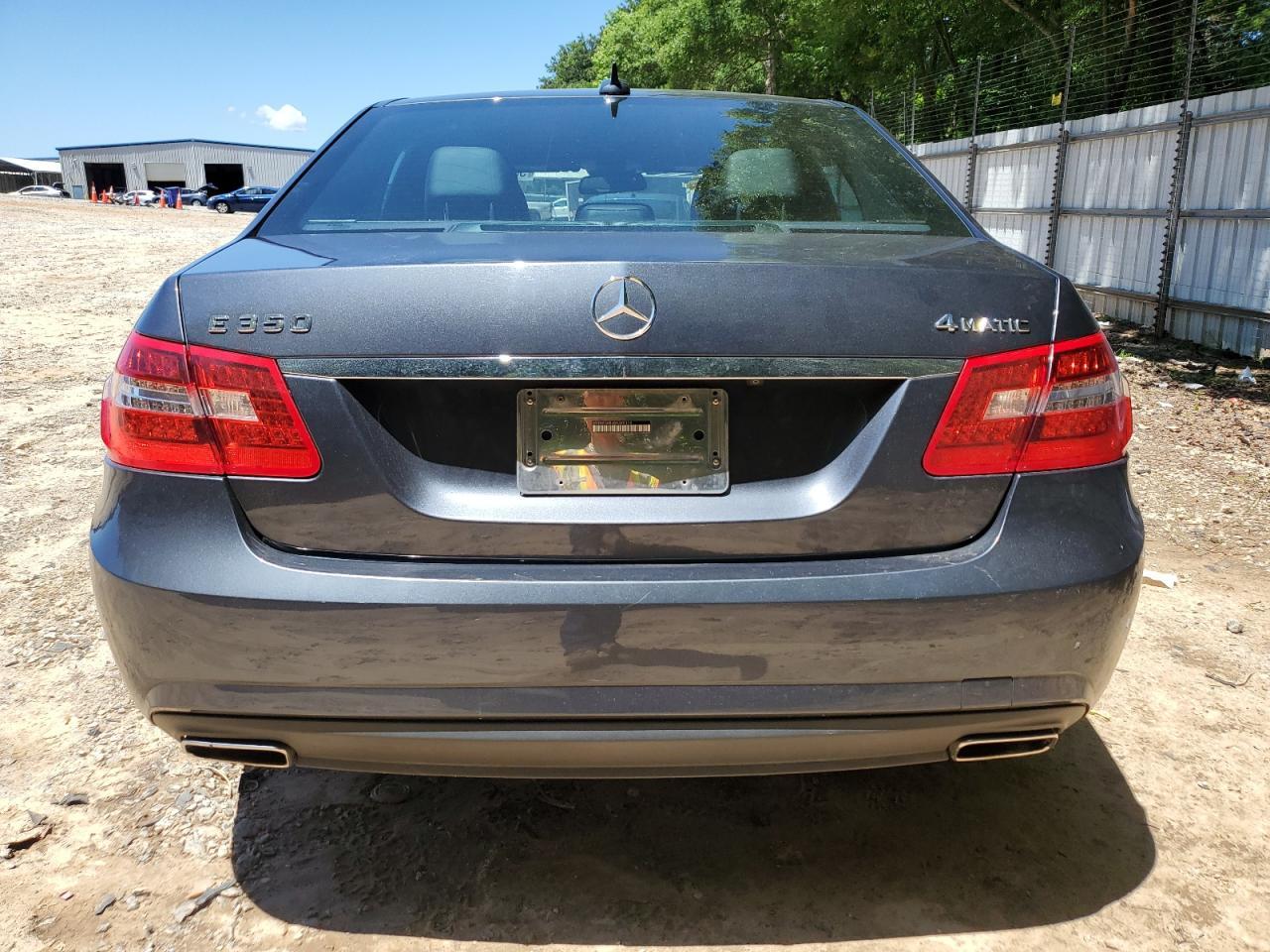 2011 MERCEDES-BENZ E-Class