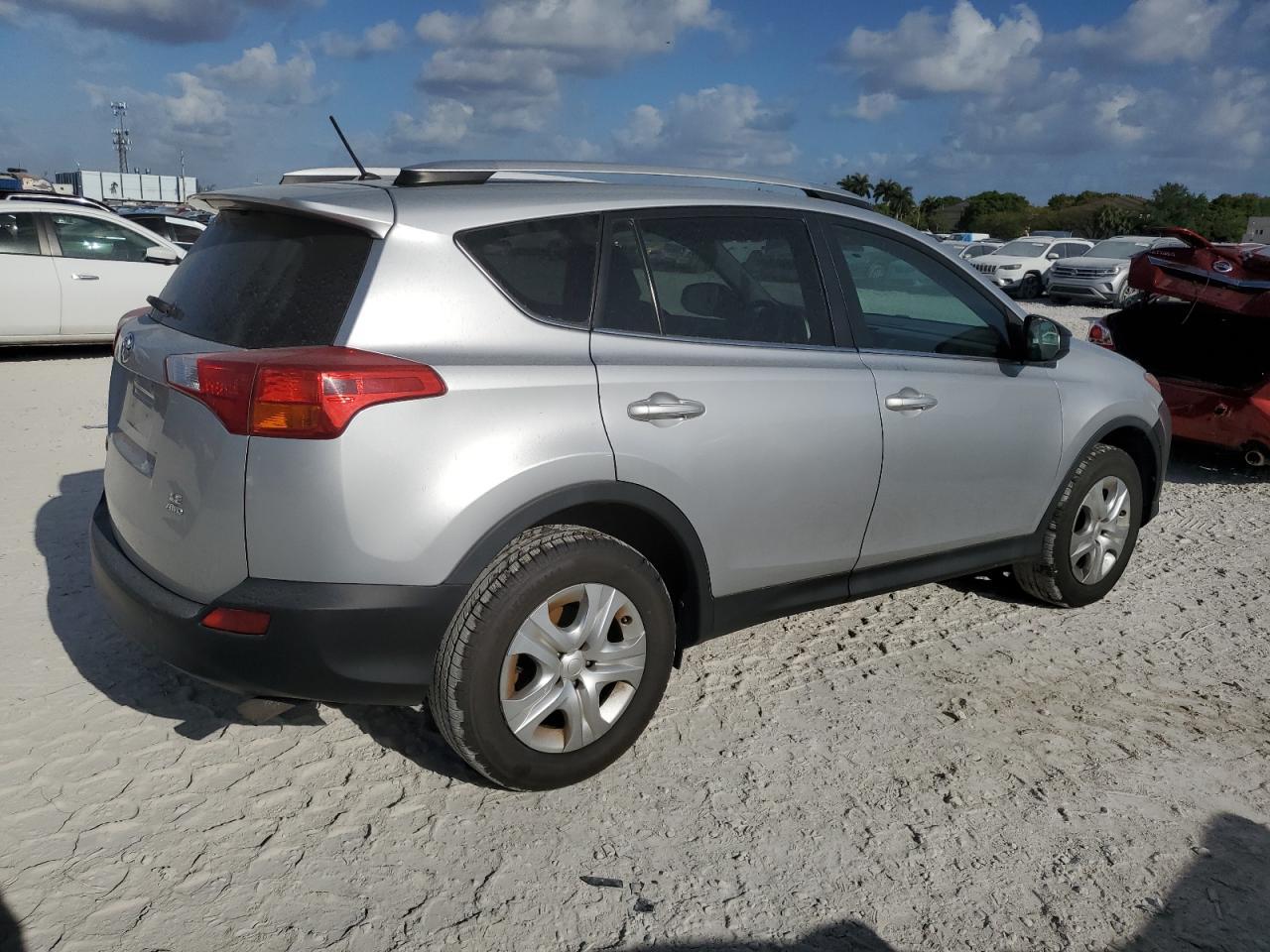 2015 TOYOTA RAV4
