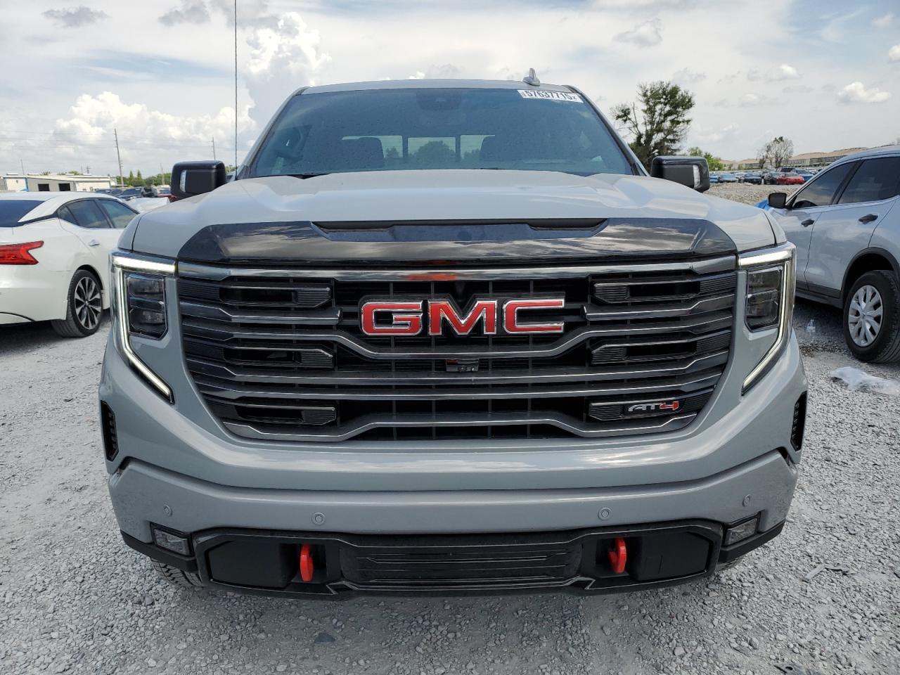 2025 GMC Sierra