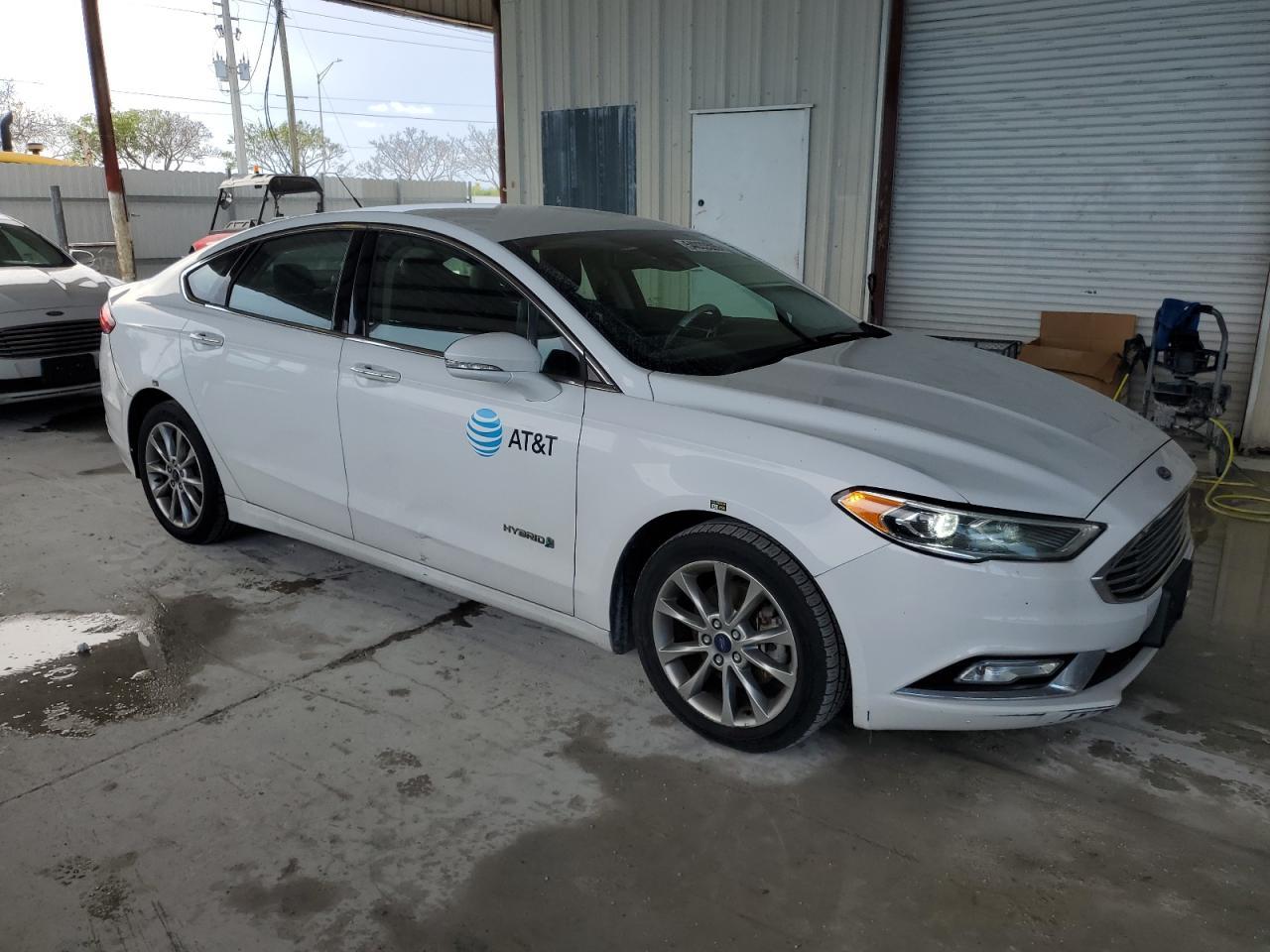2017 FORD FUSION