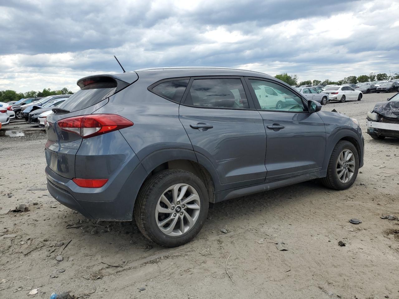 2016 HYUNDAI TUCSON