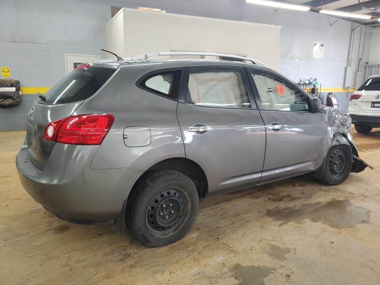 2010 NISSAN ROGUE