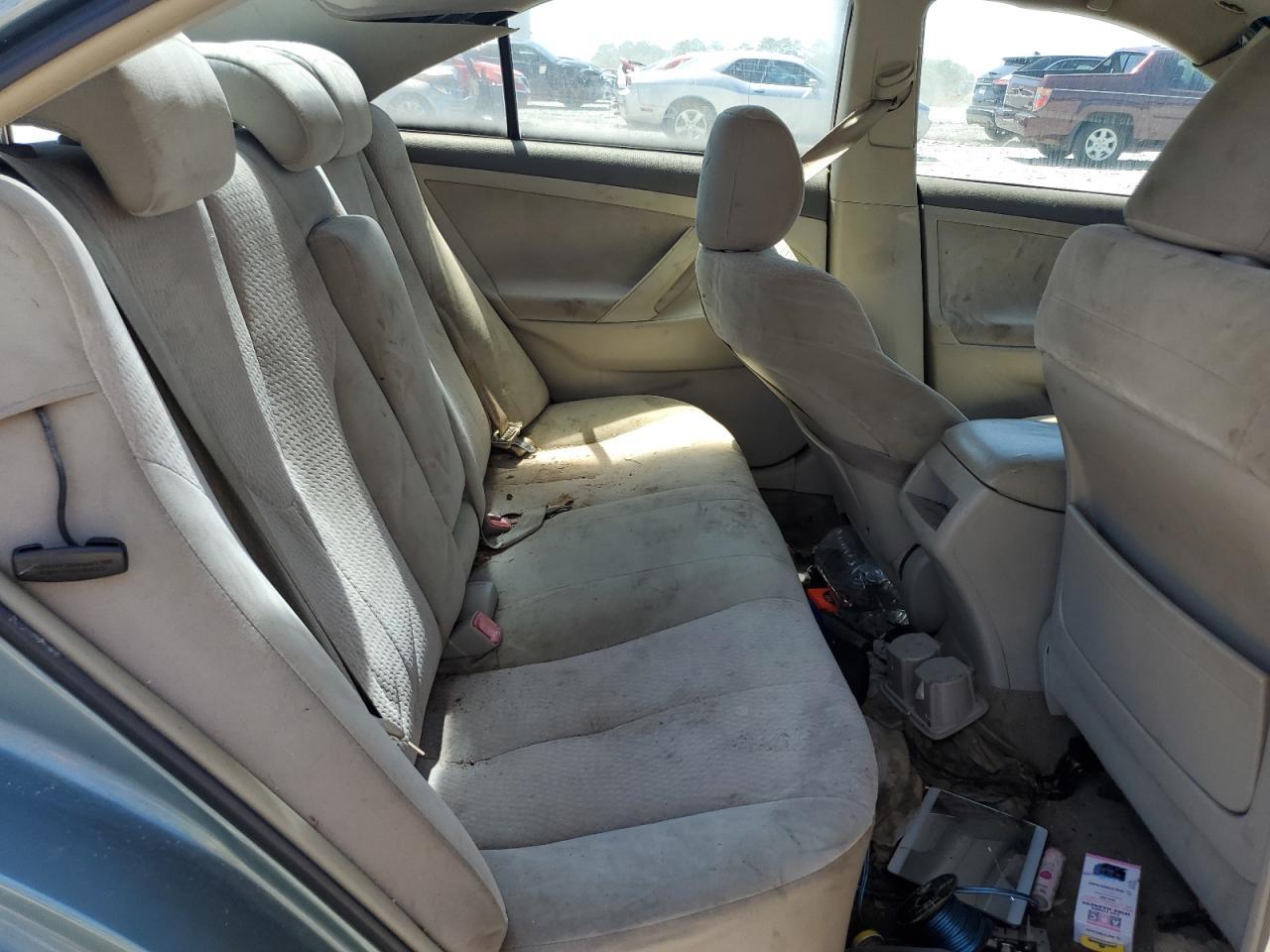 2011 TOYOTA CAMRY