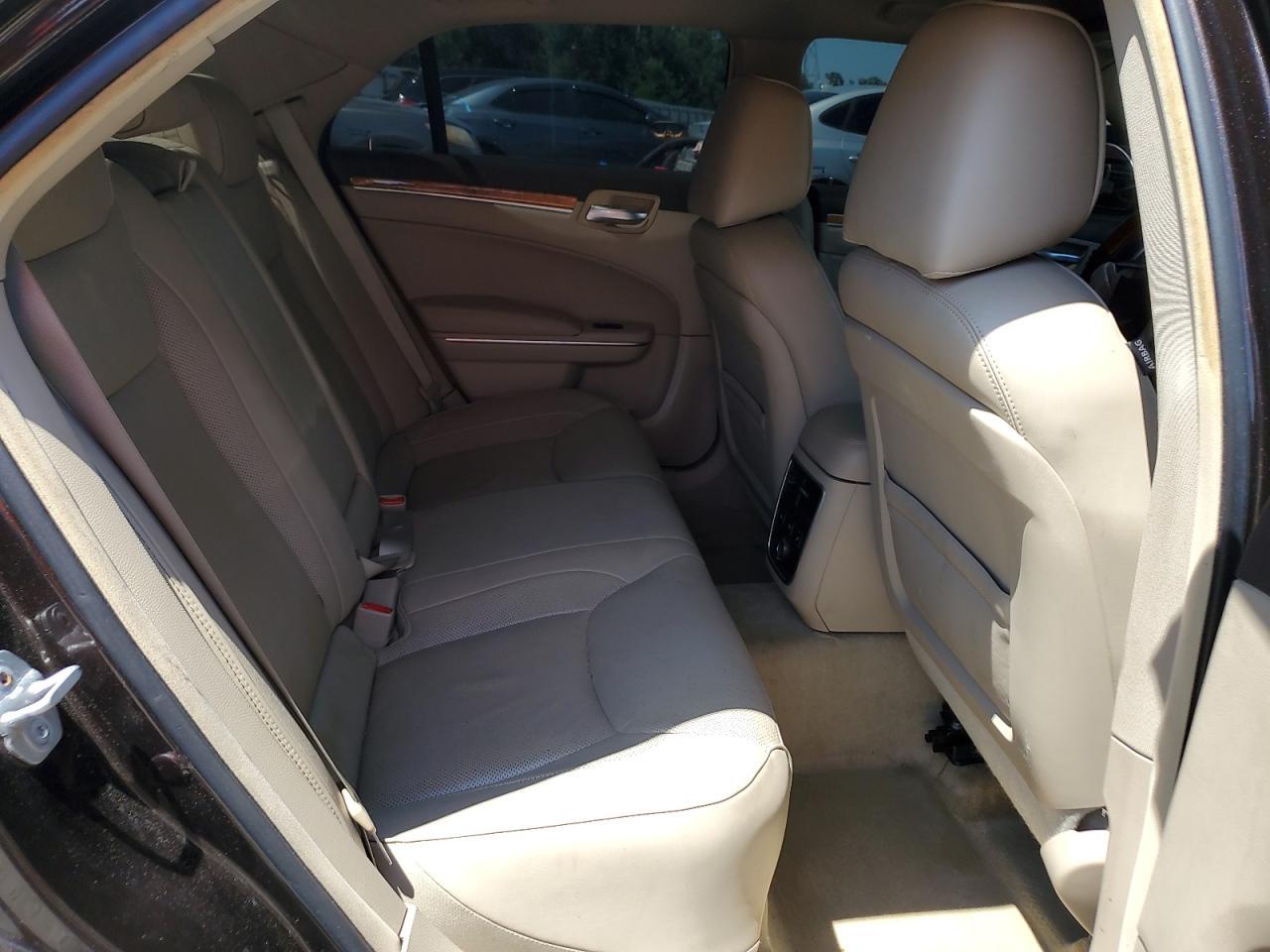2012 CHRYSLER 300