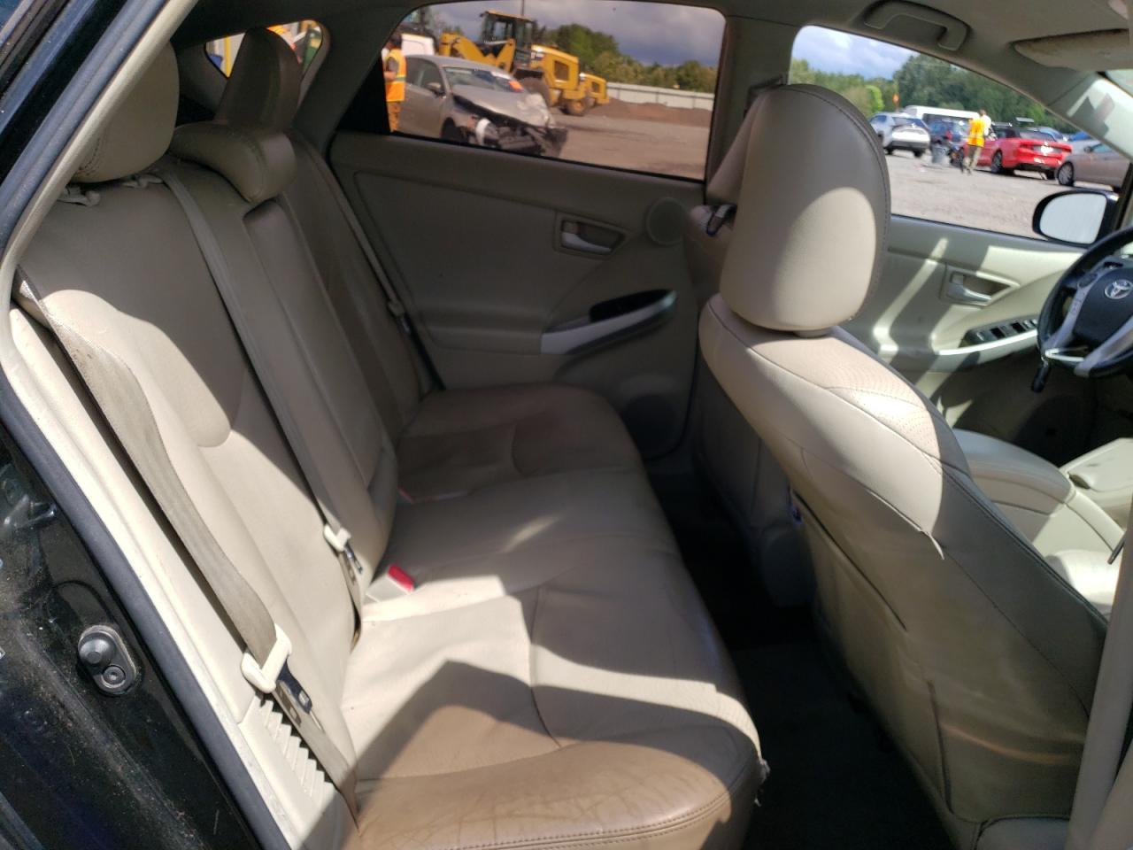 2011 TOYOTA PRIUS
