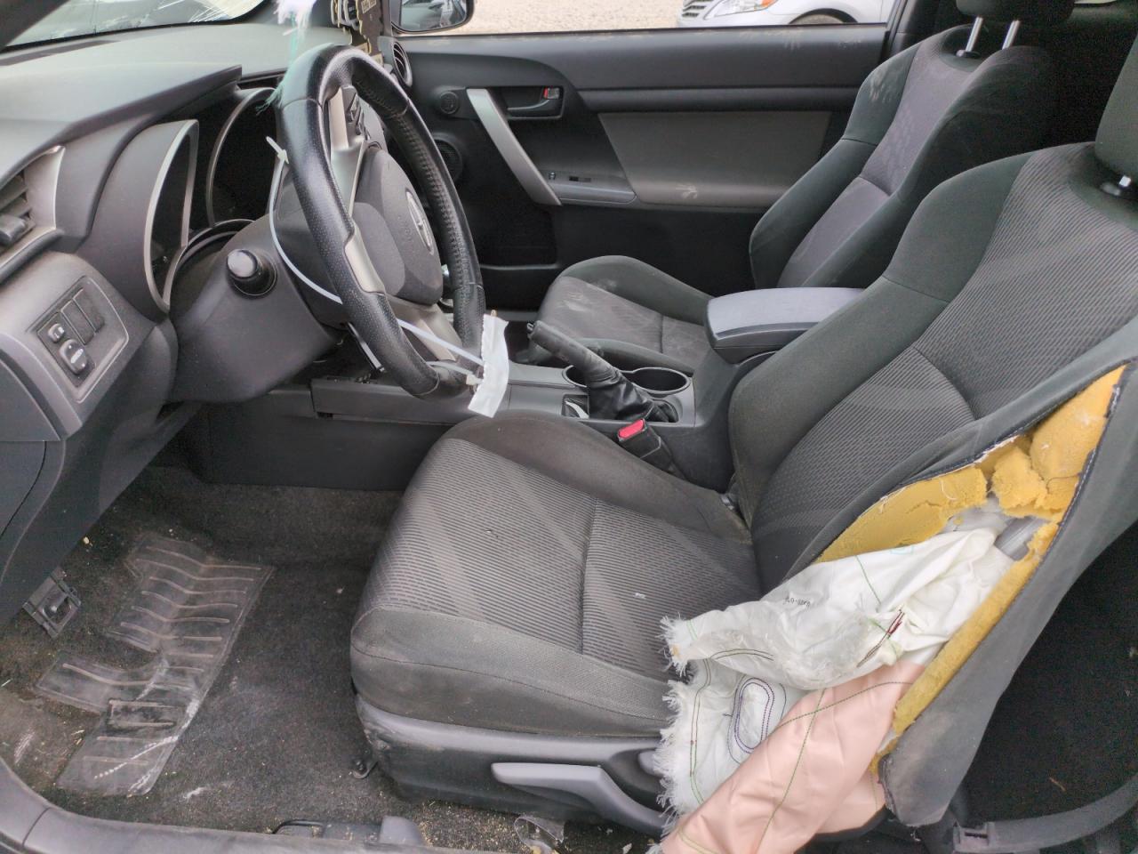 2013 TOYOTA SCION