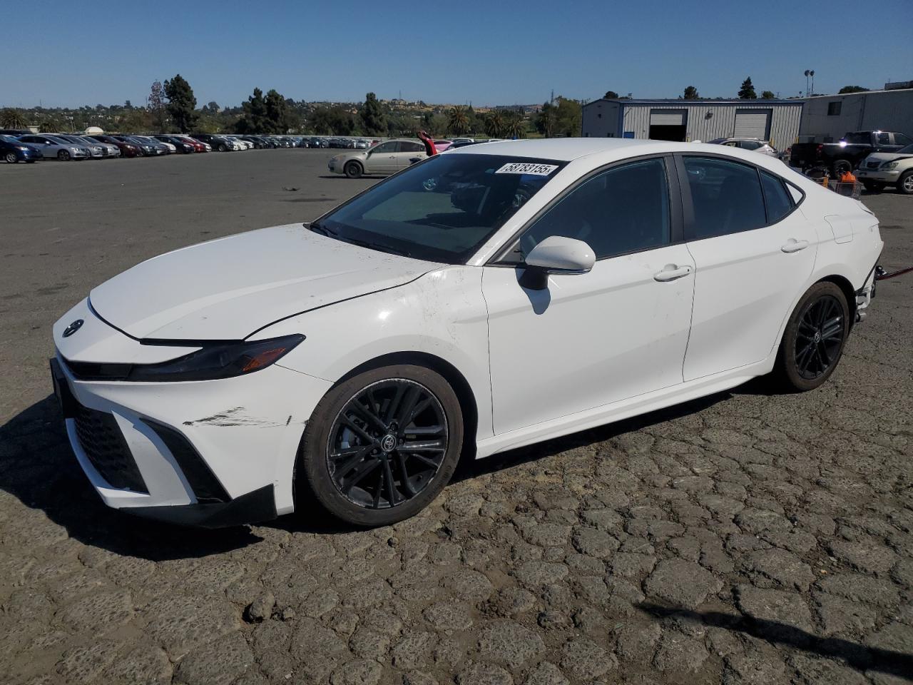 2025 TOYOTA CAMRY