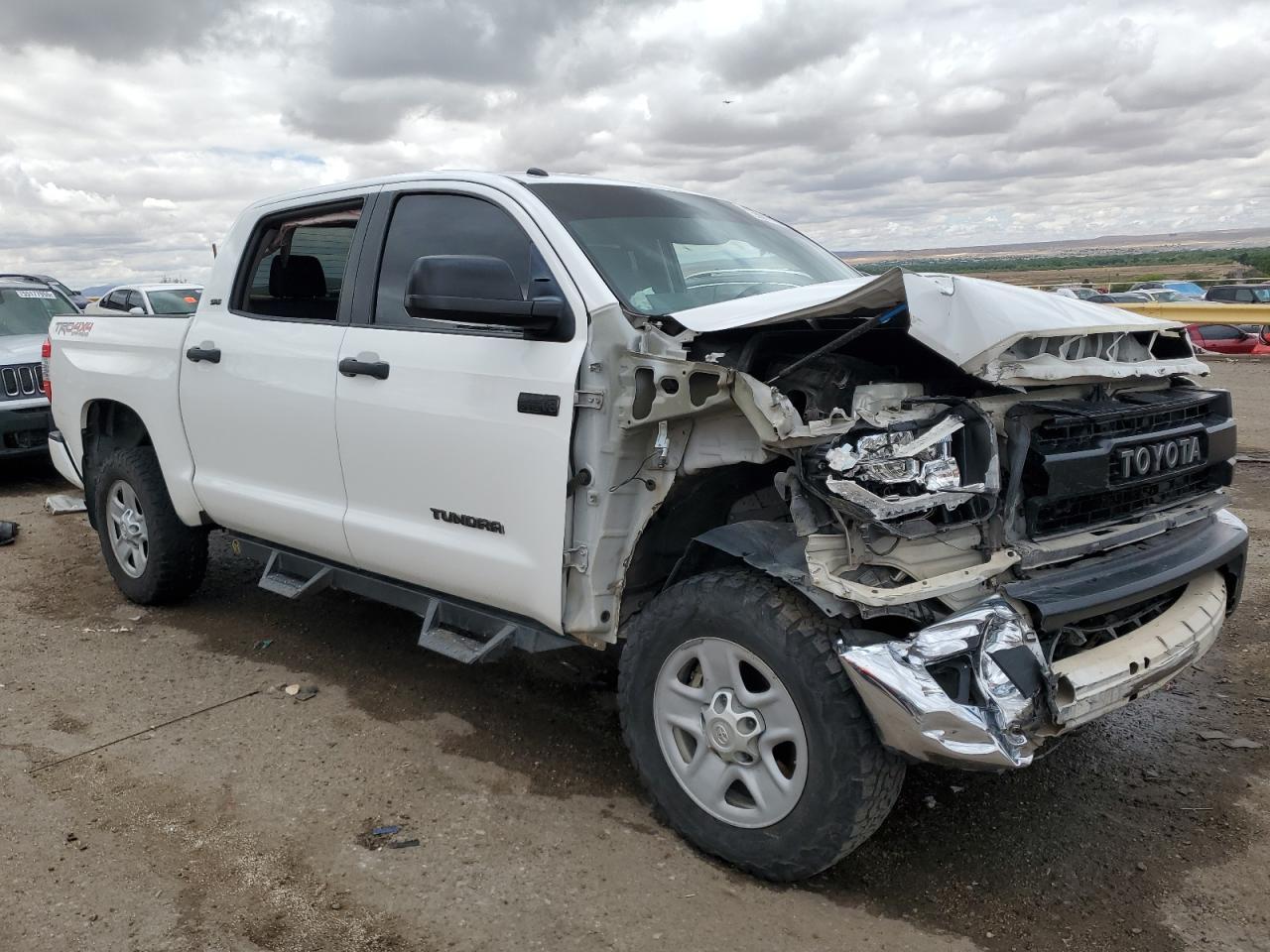 2016 TOYOTA TUNDRA