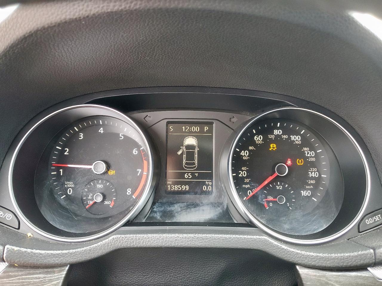 2016 VOLKSWAGEN Passat