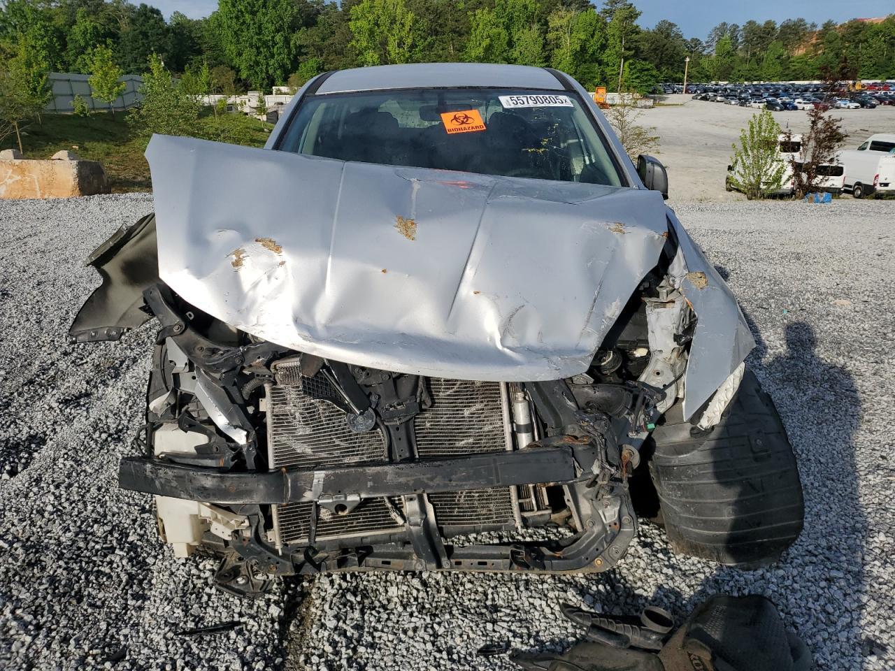 2011 NISSAN ROGUE