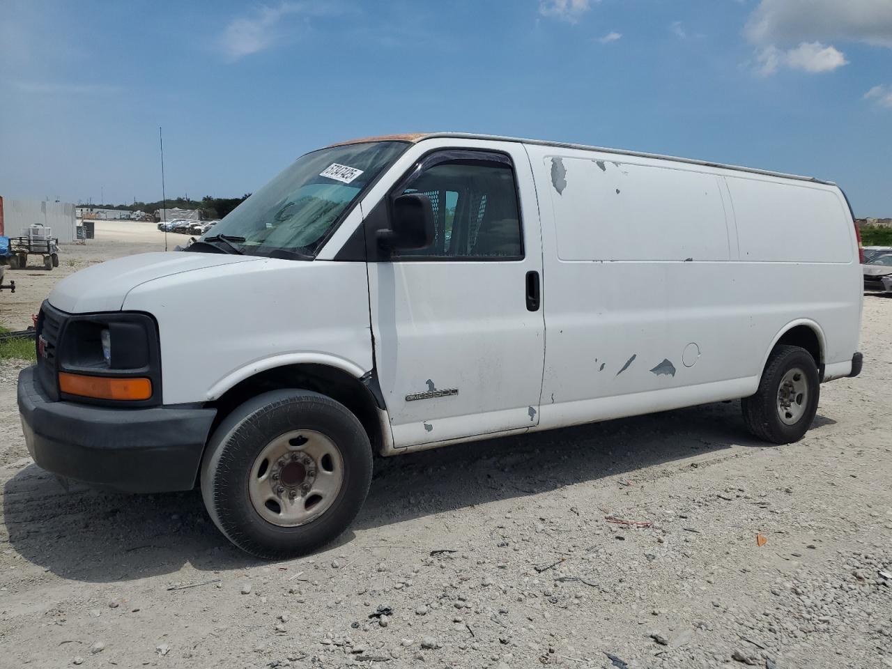 2005 GMC Savana