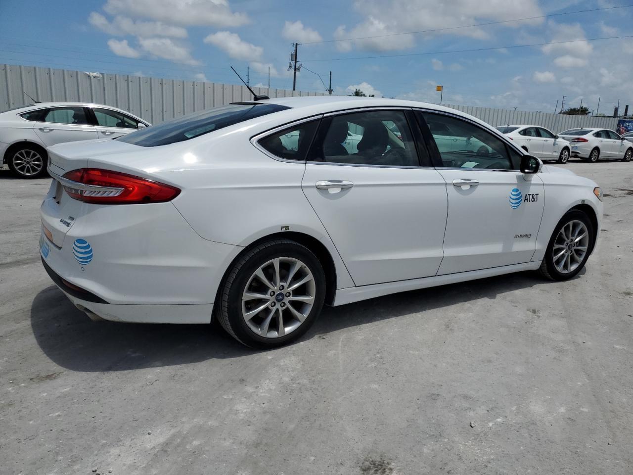 2017 FORD FUSION