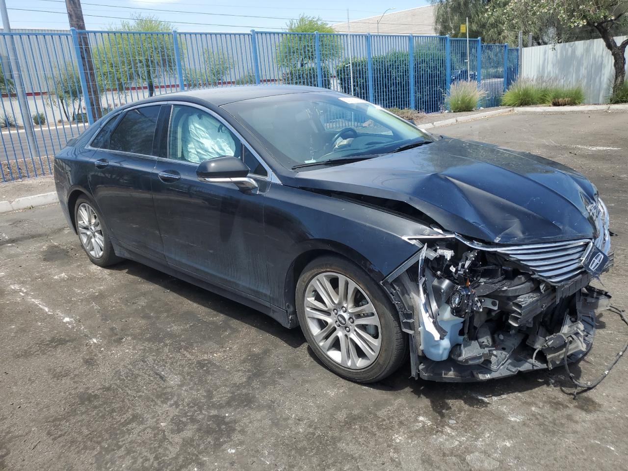 2016 LINCOLN MKZ