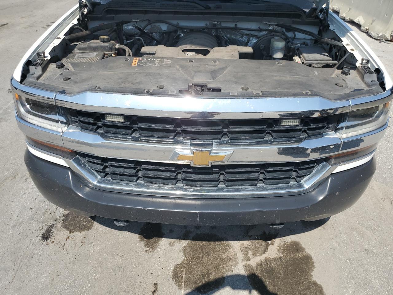 2017 CHEVROLET Silverado