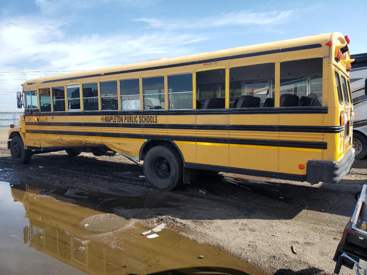 1999 FREIGHTLINER Chassis