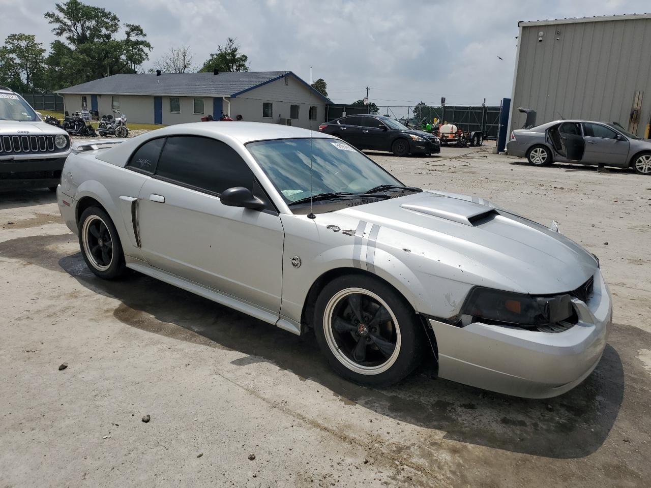 2004 FORD MUSTANG