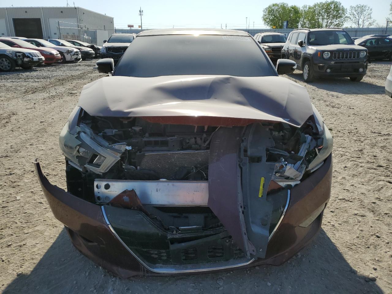 2017 NISSAN Maxima