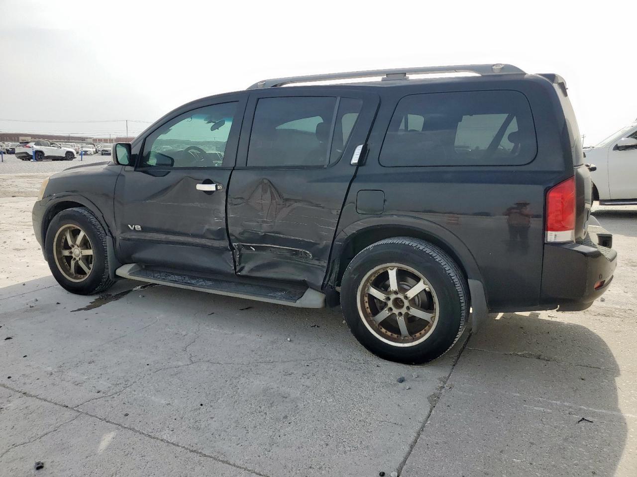 2009 NISSAN 210