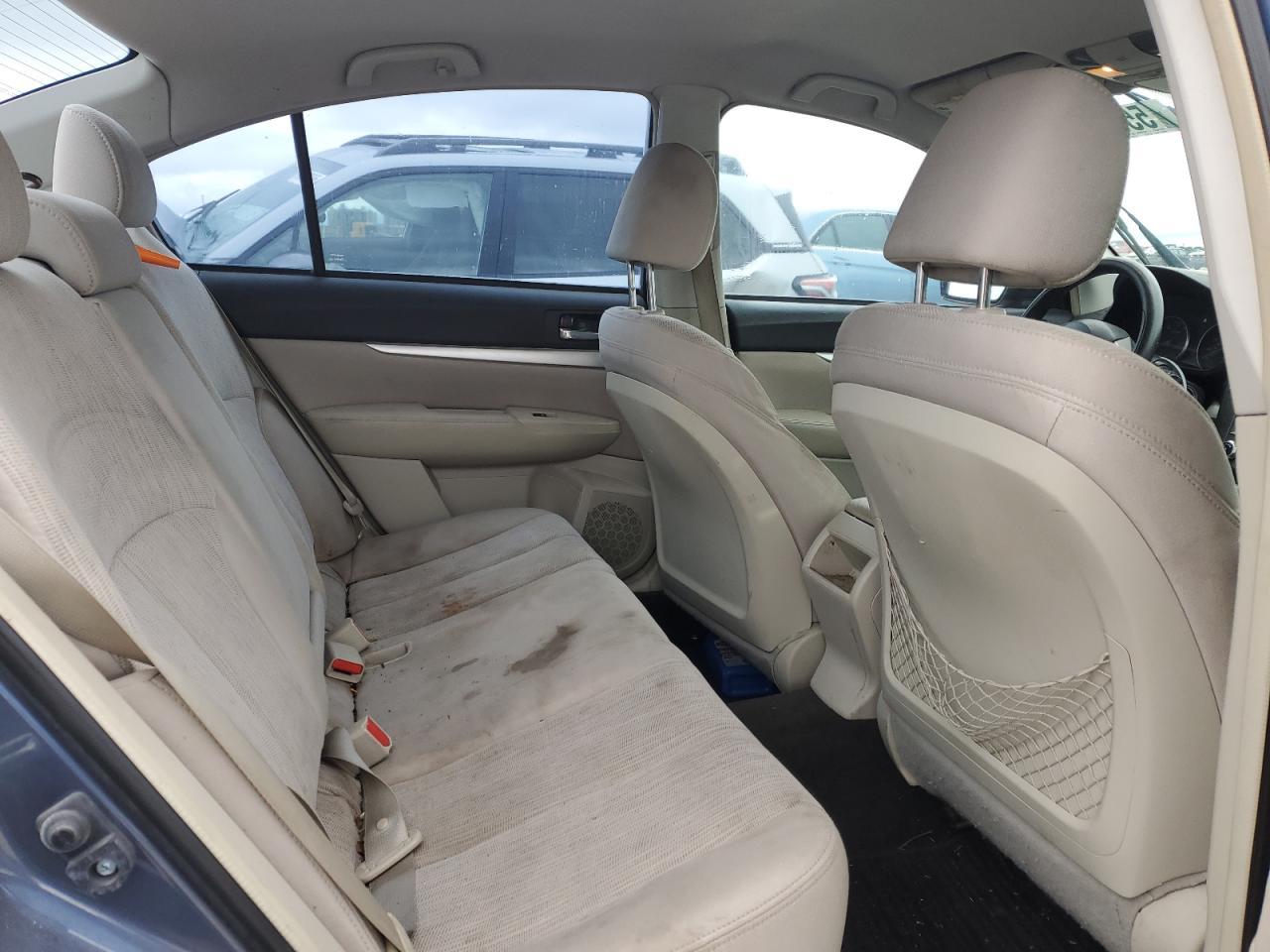 2013 SUBARU Legacy