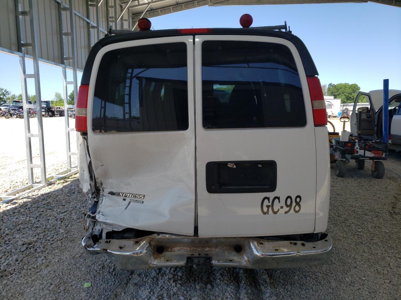 2012 CHEVROLET Express 3500