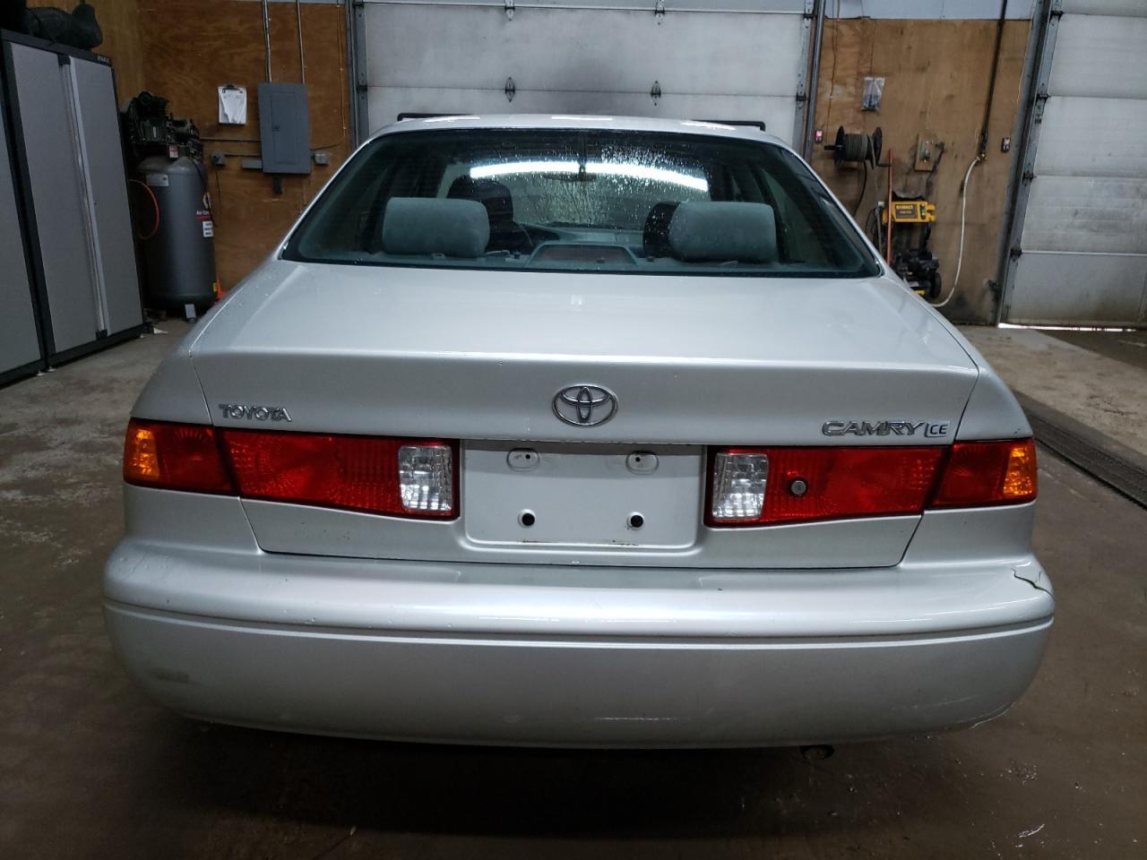 2000 TOYOTA CAMRY