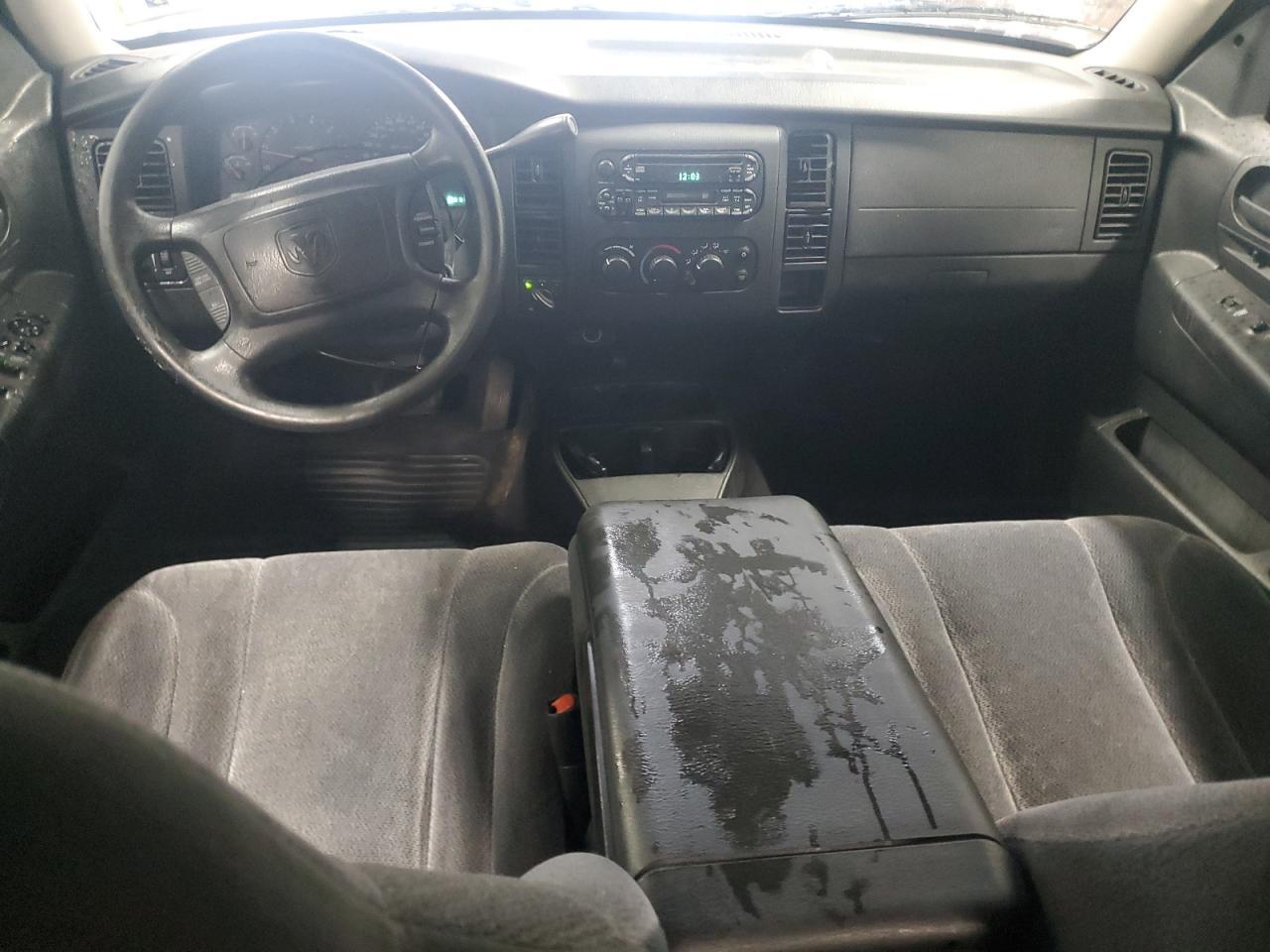 2004 DODGE Dakota