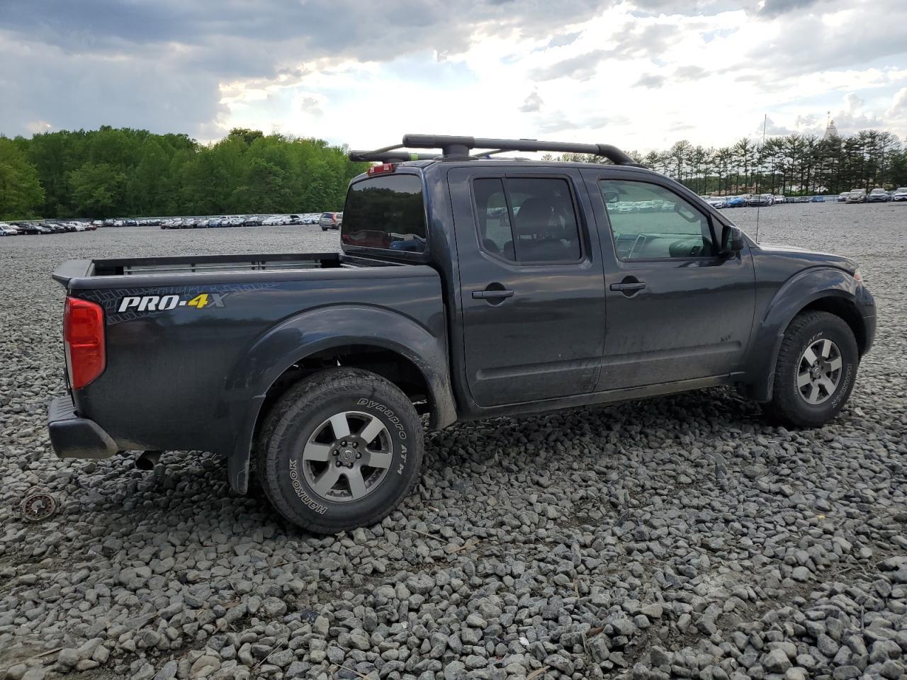 2013 NISSAN Frontier