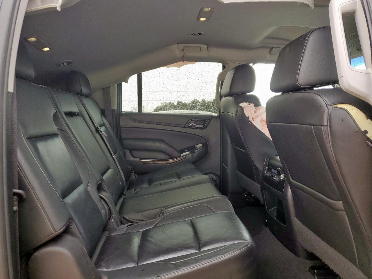 2019 CHEVROLET Suburban