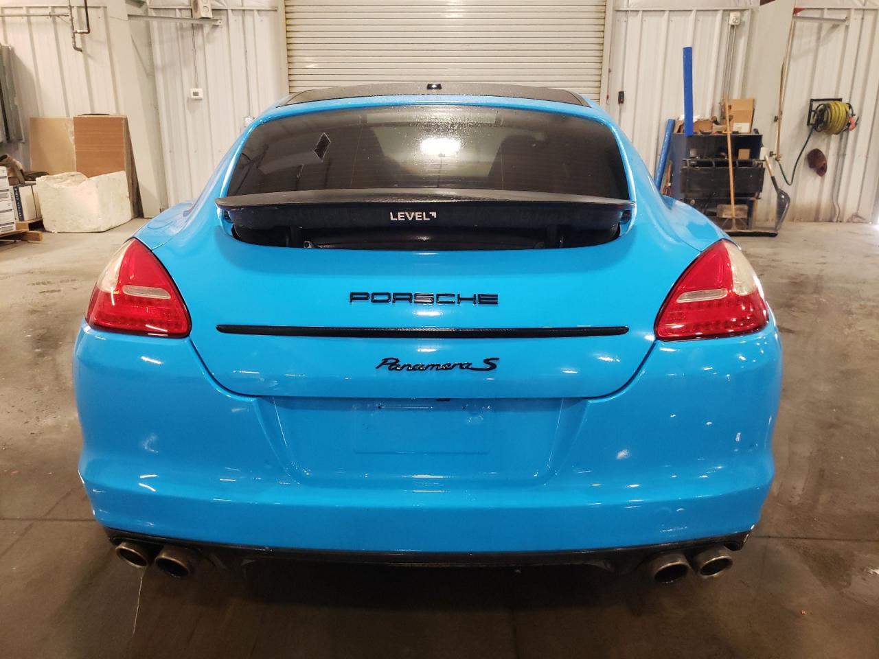 2012 PORSCHE Panamera
