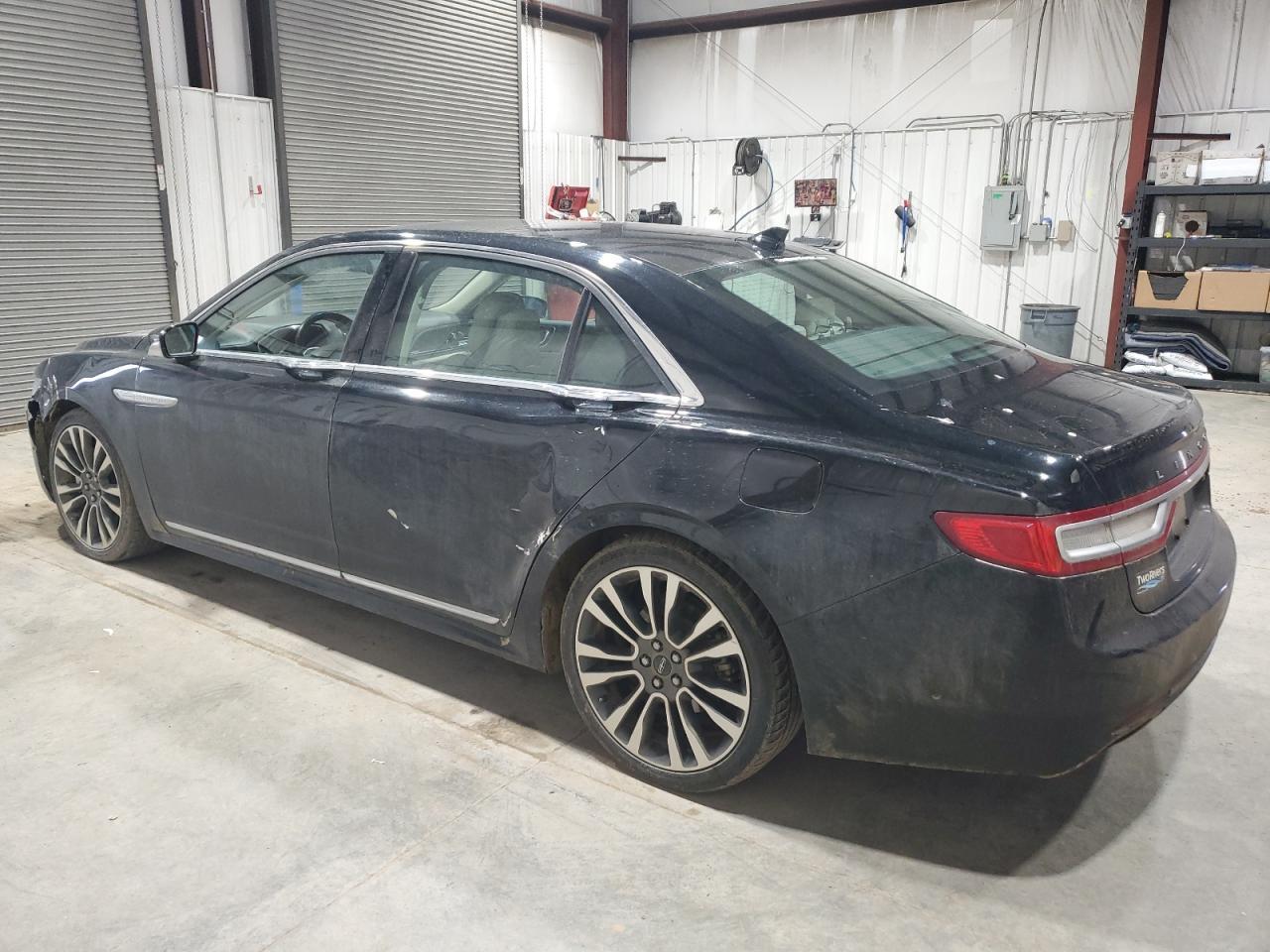 2018 LINCOLN Continental