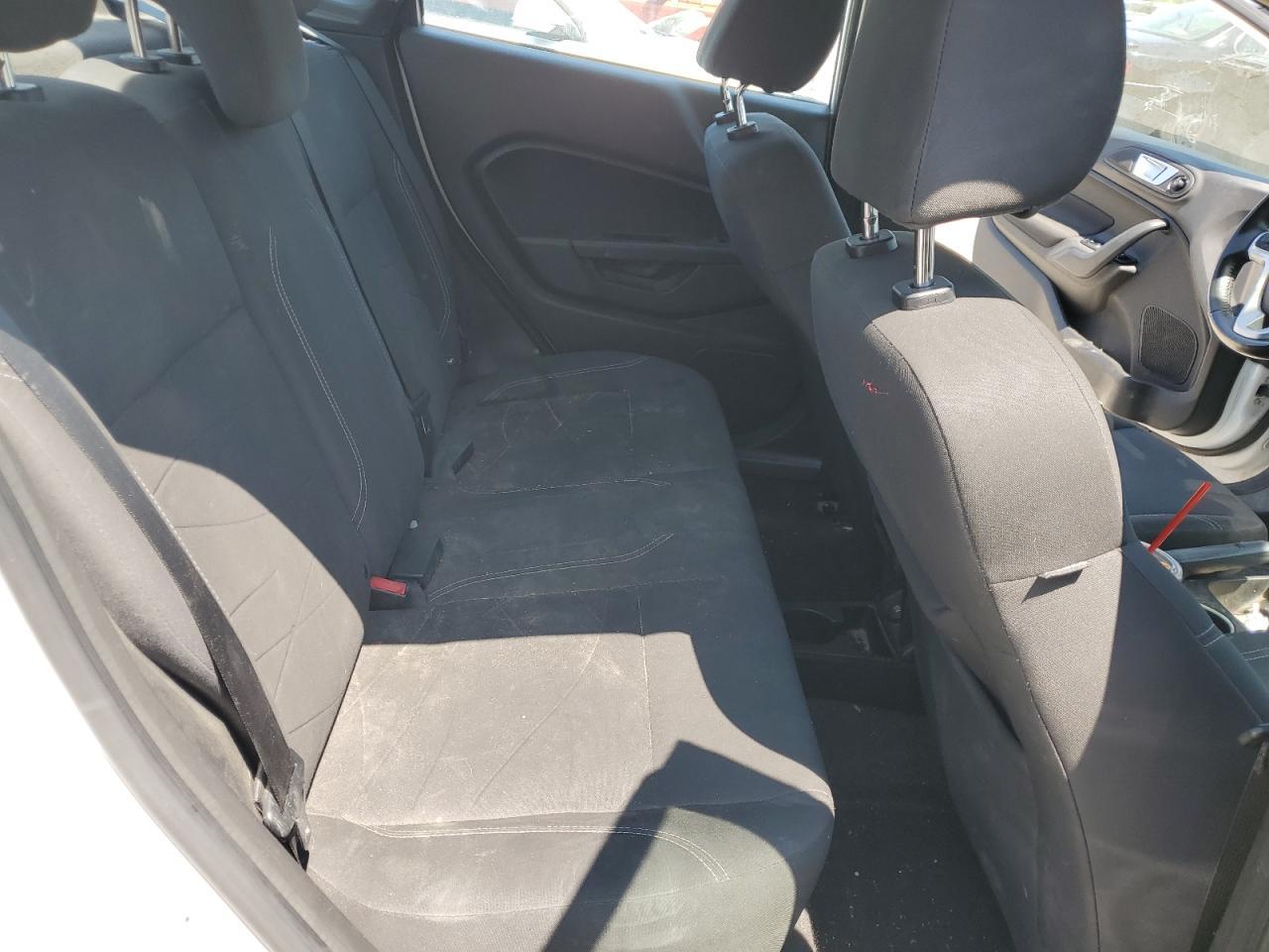 2014 FORD Fiesta