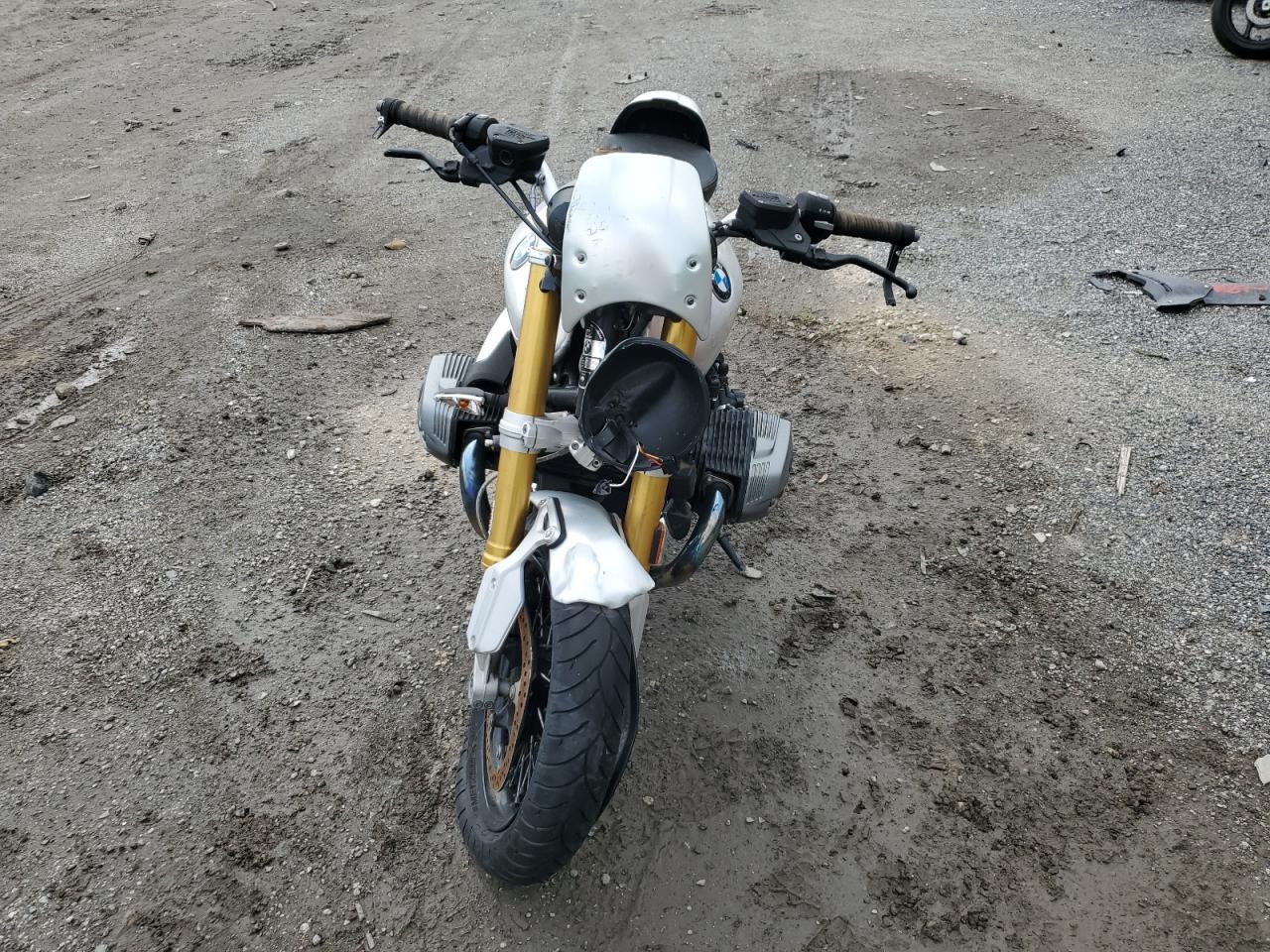2016 BMW R