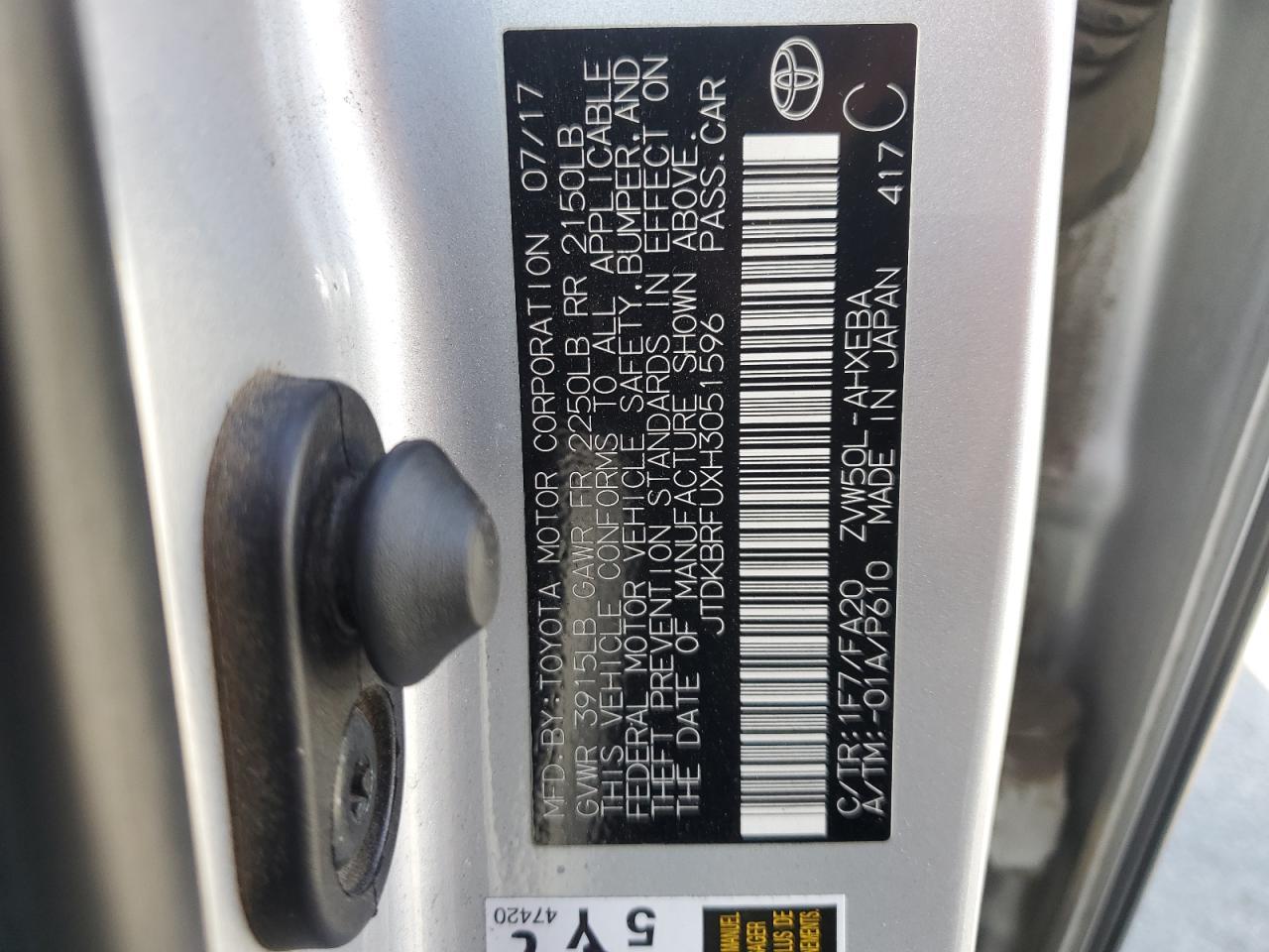 2017 TOYOTA PRIUS