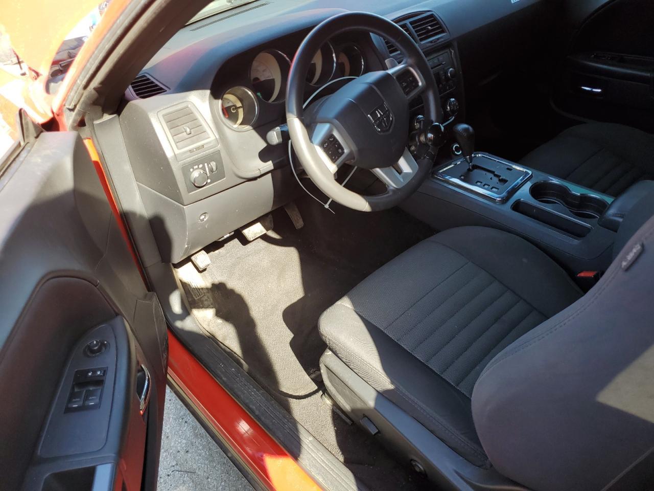 2014 DODGE Challenger