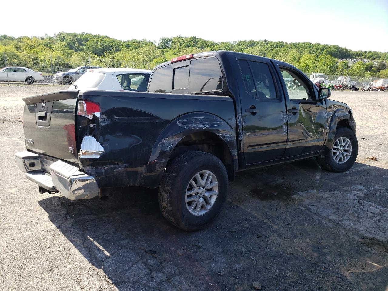 2017 NISSAN Frontier