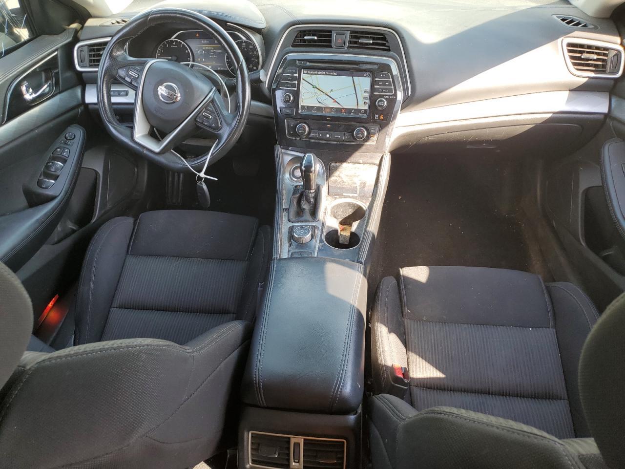2017 NISSAN Maxima