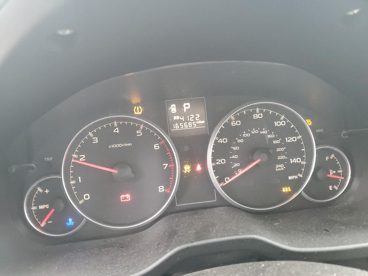 2013 SUBARU Legacy