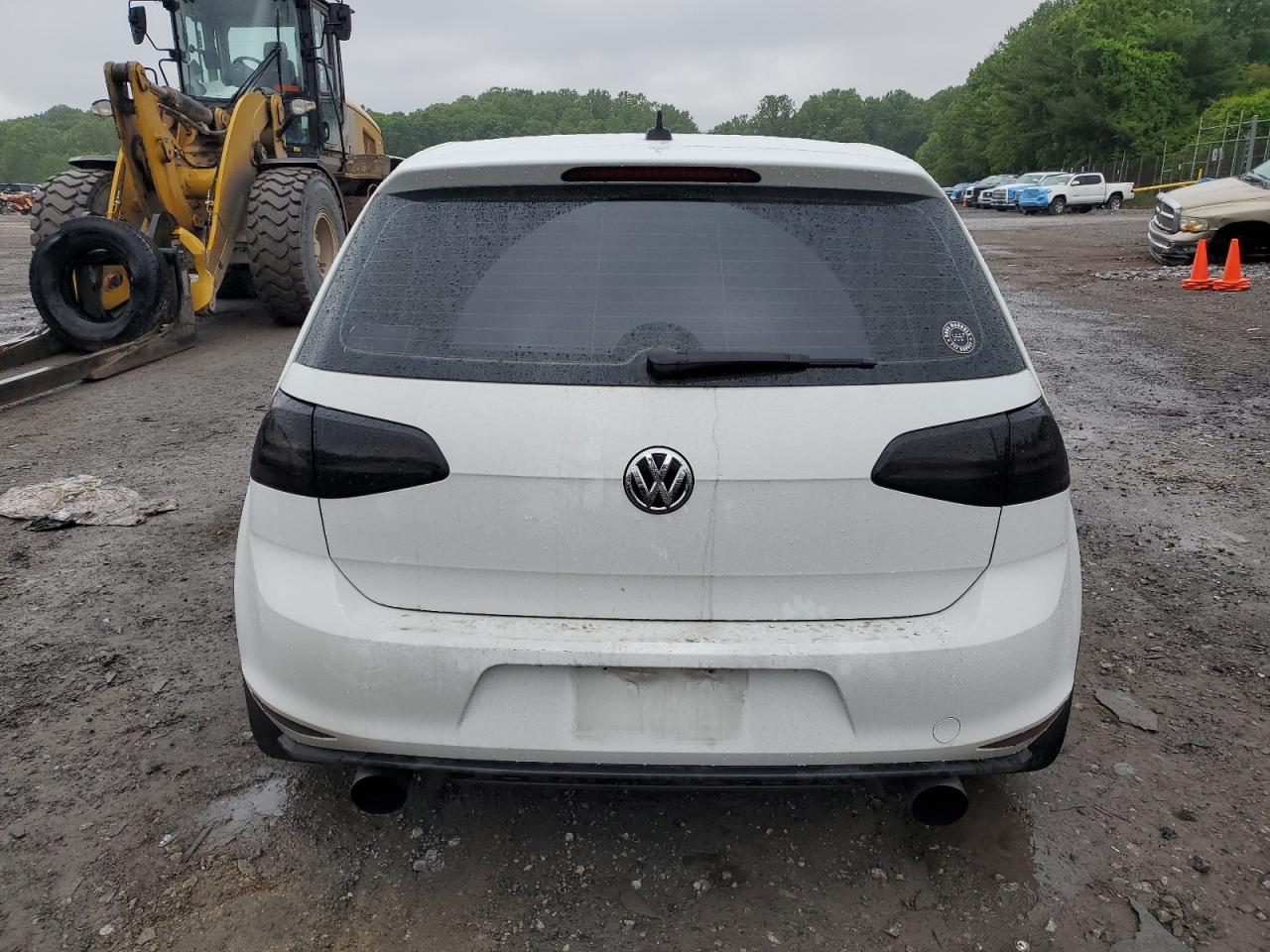 2015 VOLKSWAGEN GOLF