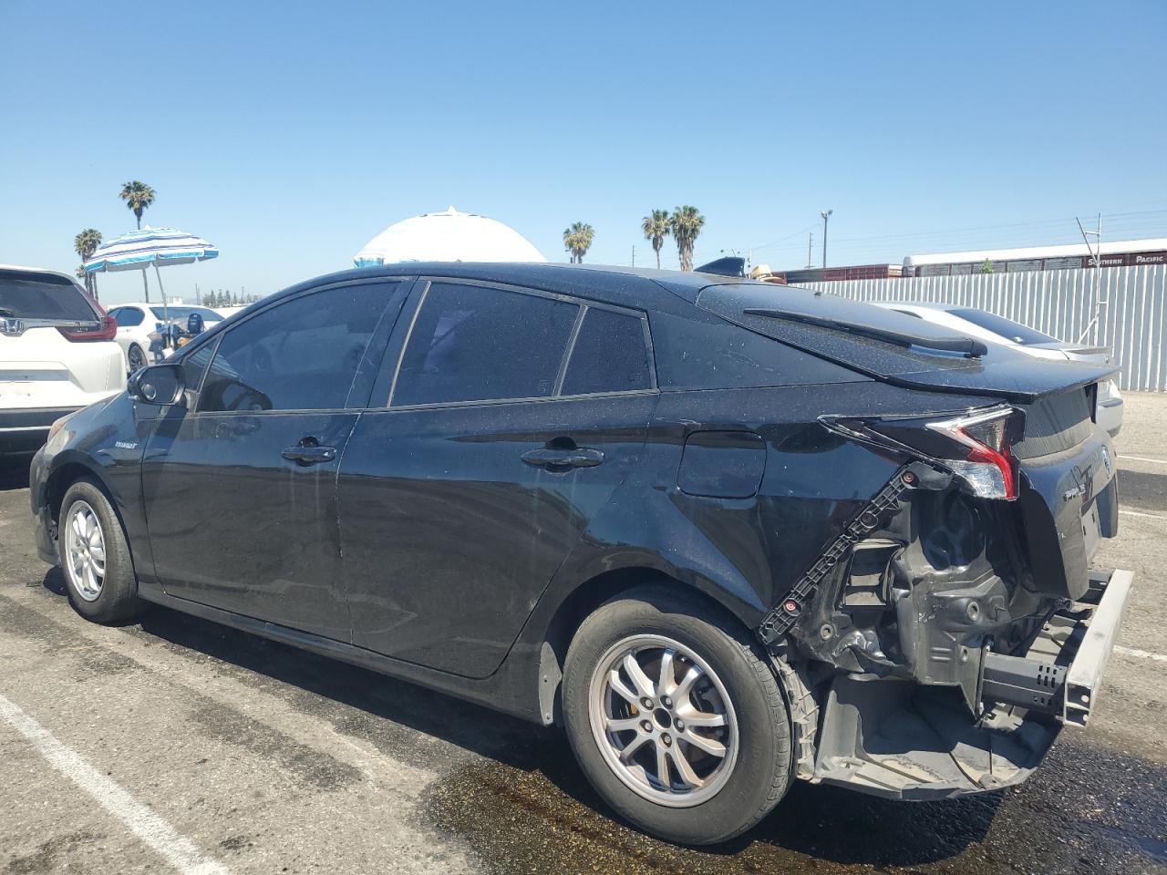 2016 TOYOTA PRIUS