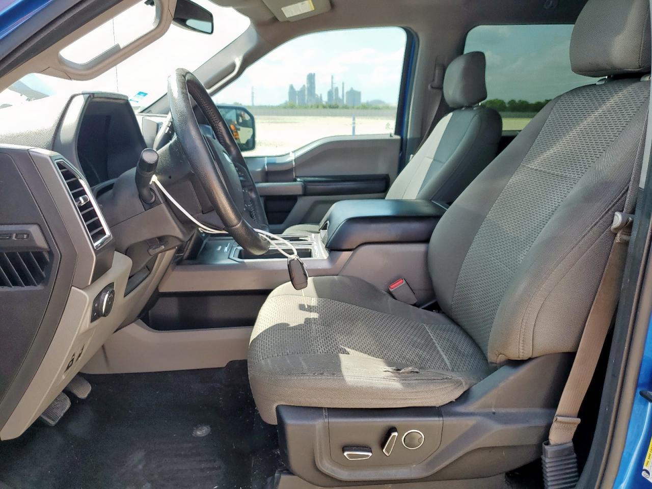 2015 FORD F-150