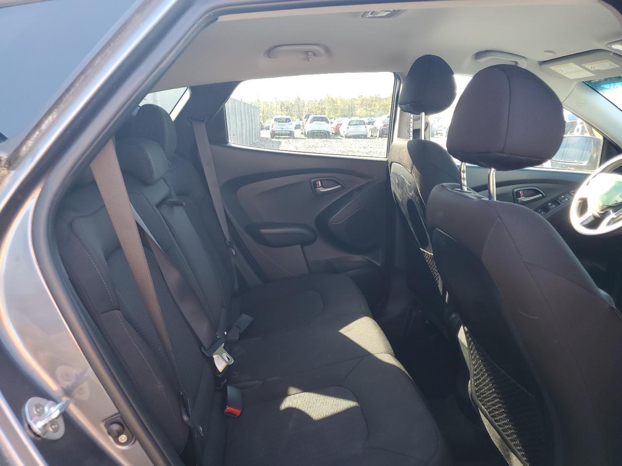 2015 HYUNDAI TUCSON