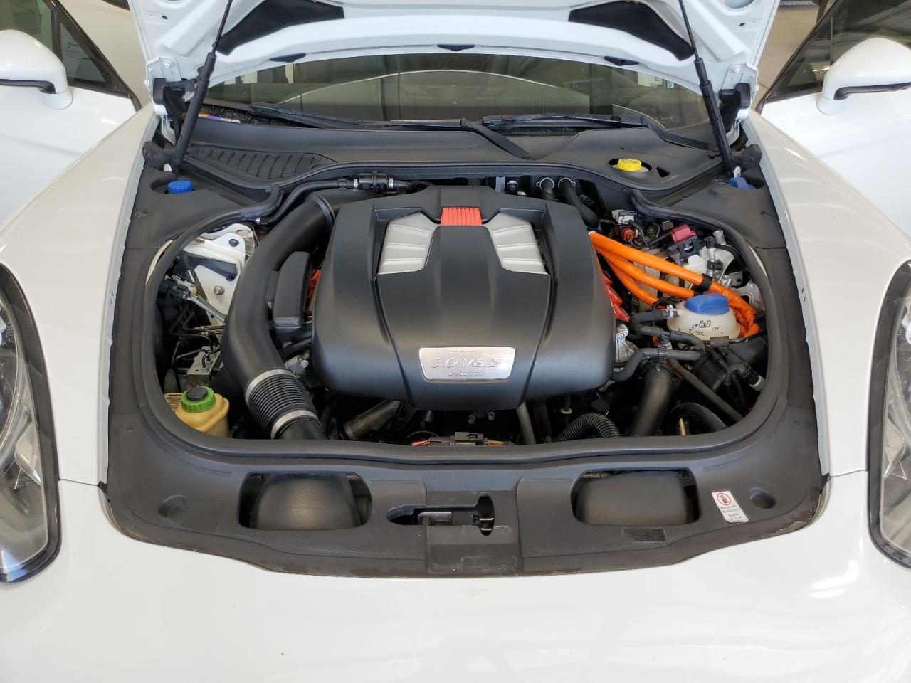 2014 PORSCHE Panamera