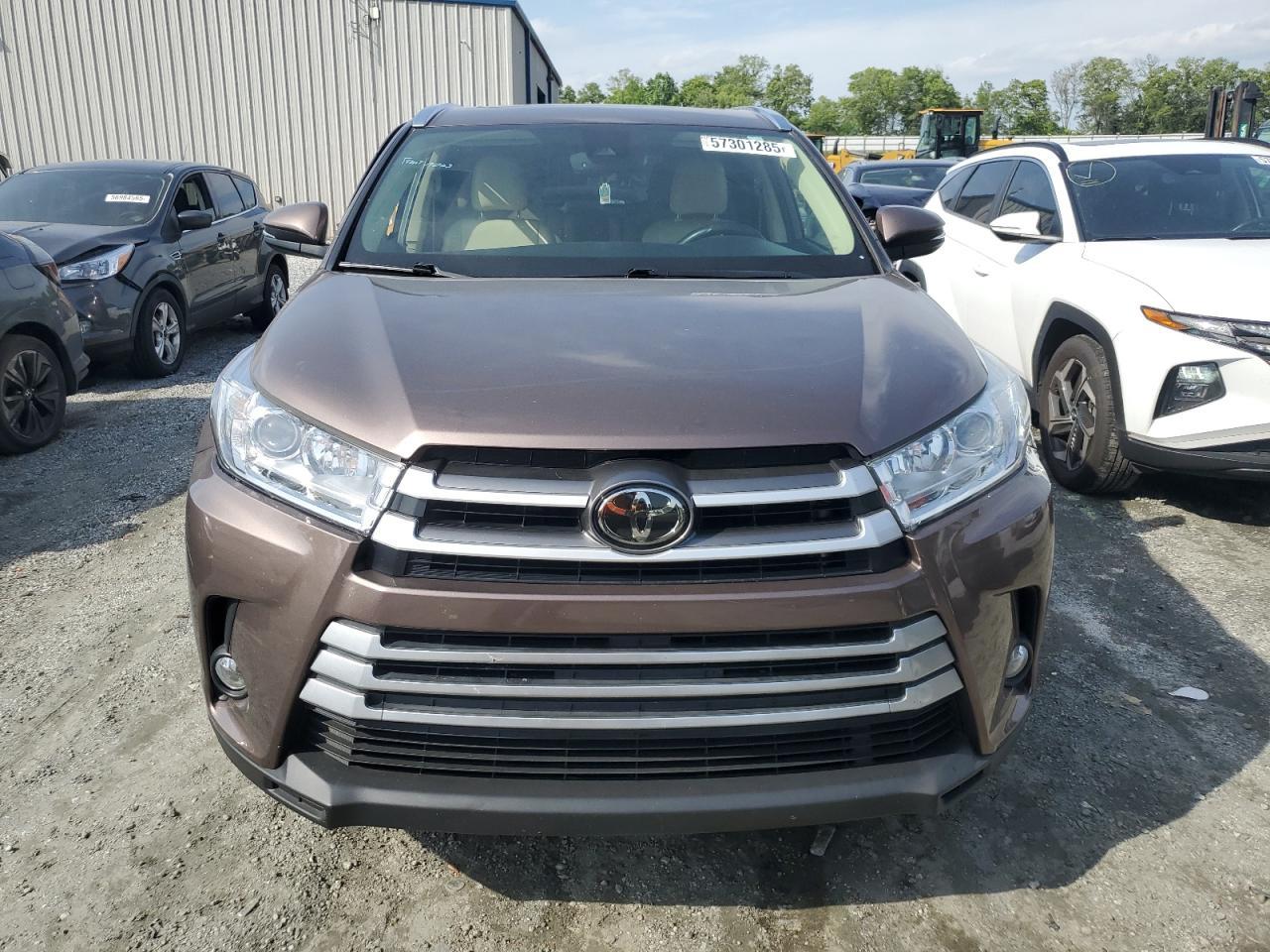 2019 TOYOTA HIGHLANDER