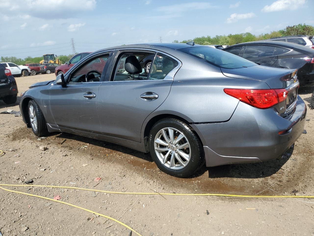 2016 INFINITI Q50