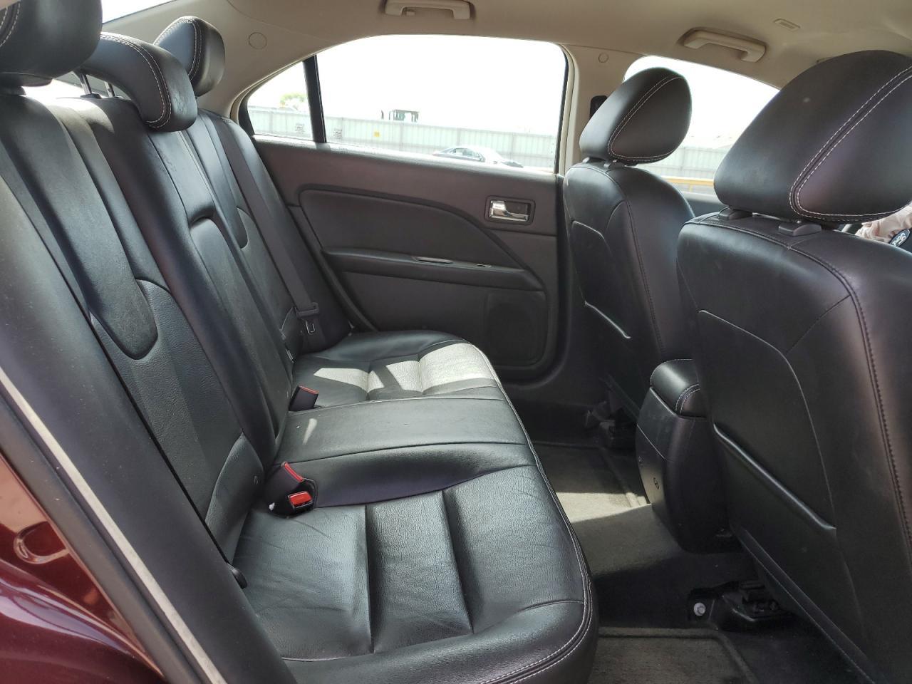 2011 FORD FUSION