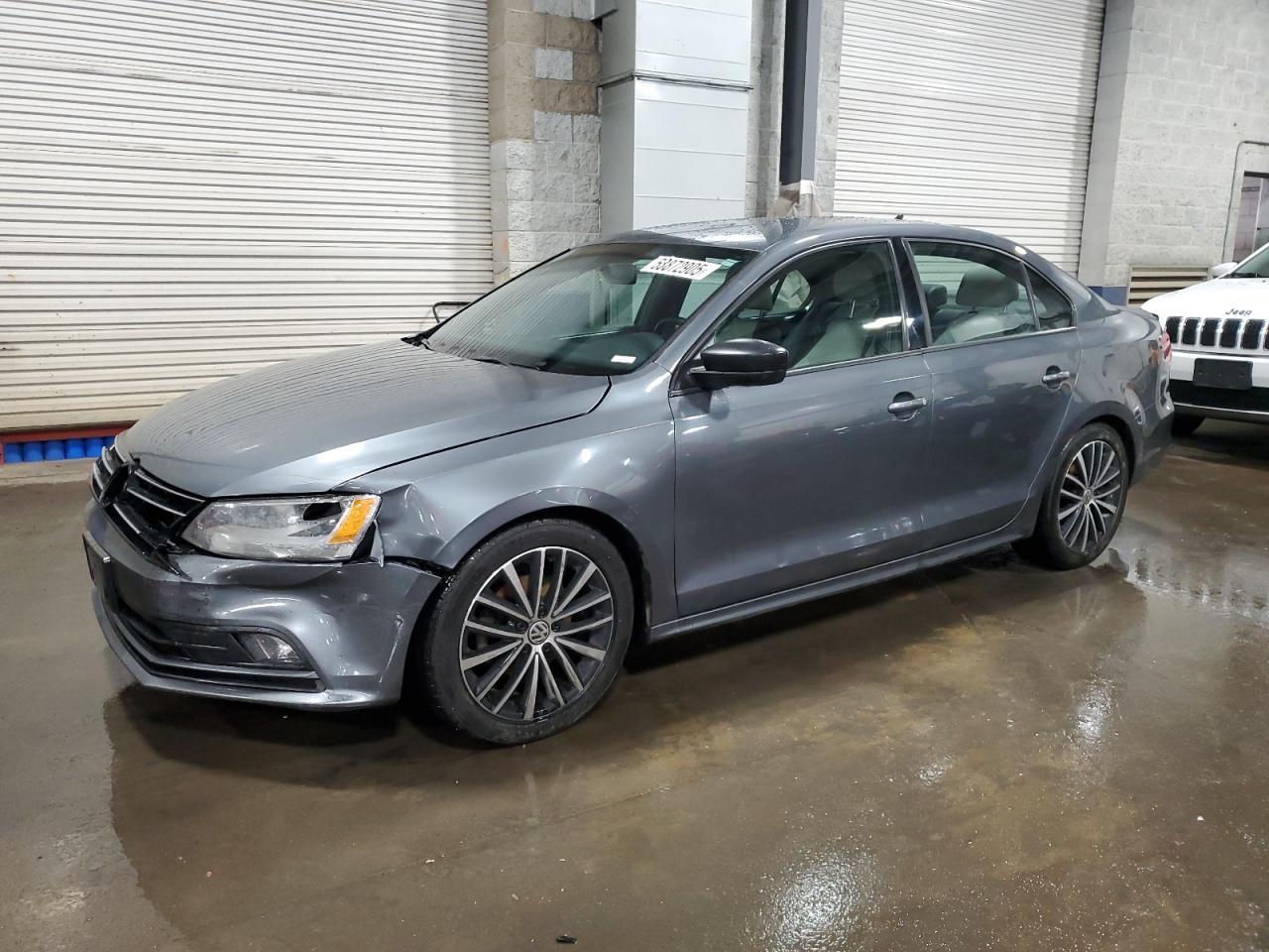 2016 VOLKSWAGEN JETTA