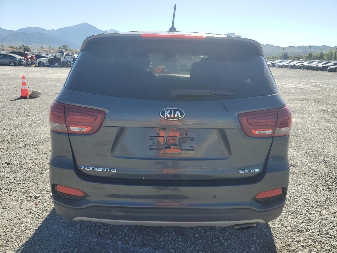 2019 KIA SORENTO