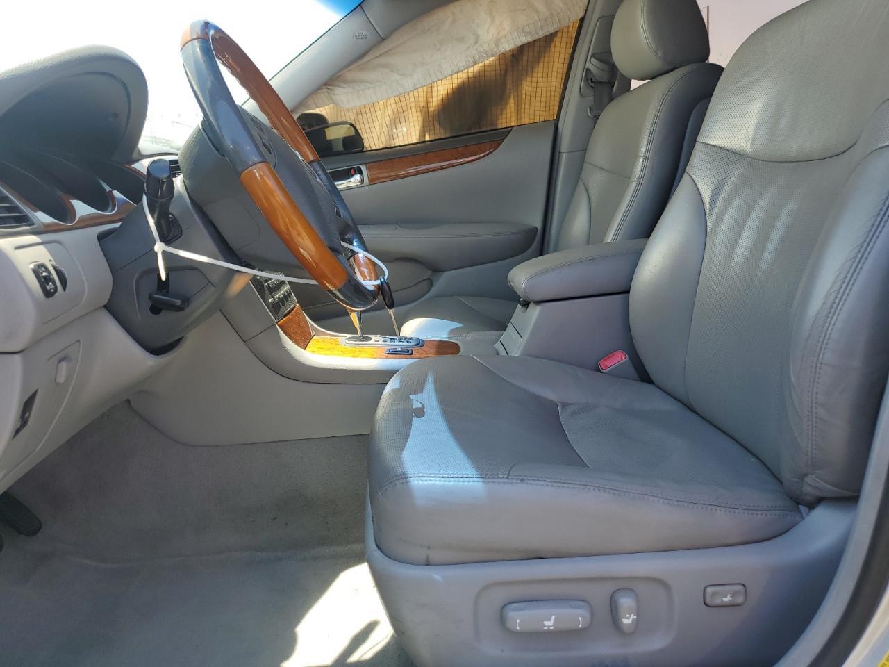 2005 LEXUS ES 330